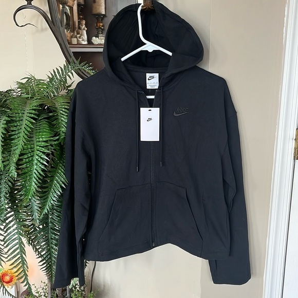 Brand New Nike Black Hoodie Zip Up Cotton Sweatshirt Embroidered Logo Workout - Picture 2 of 15
